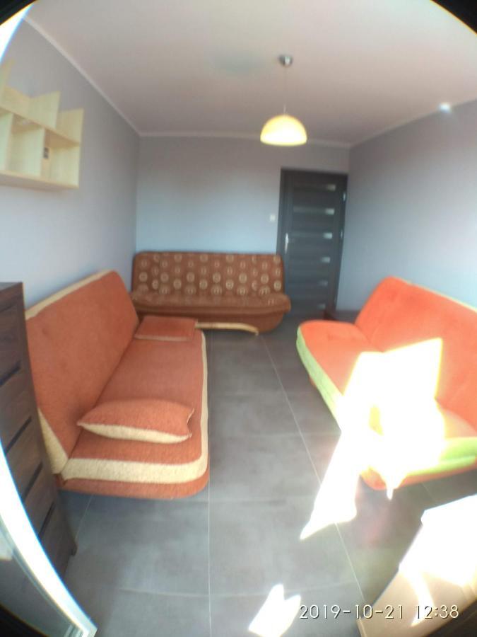 2120 Przyjazni 4 - Tanie - Samodzielne Zameldowanie - Self Check In Homestay *